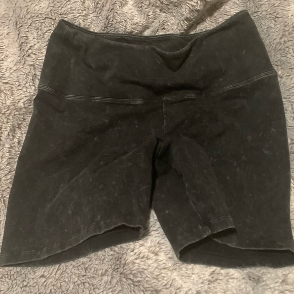 Victoria’s Secret Pink shorts - Picture 1 of 3
